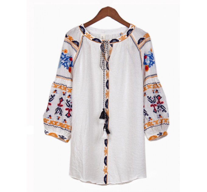 Блузка біла этно вишивка