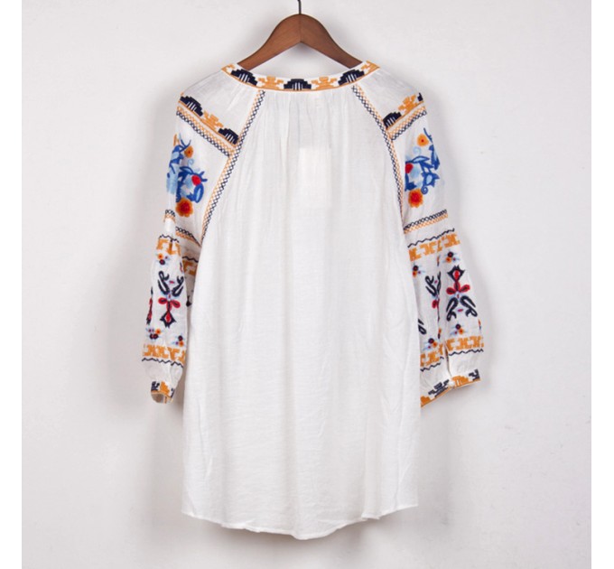 Блузка біла этно вишивка