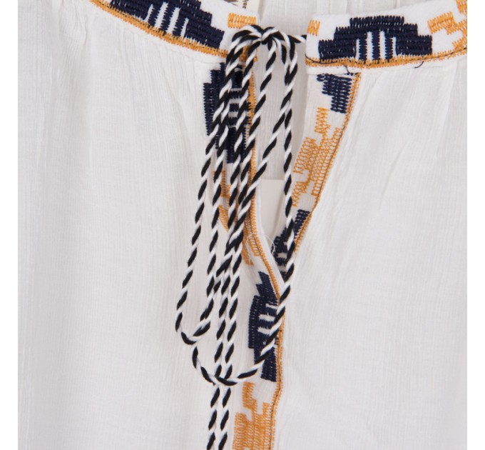 Блузка біла этно вишивка