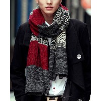 В'язаний шарф смугастий В'язаний шарф смугастий