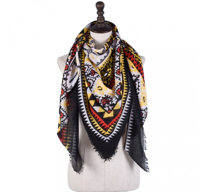 Жіноча хустка чорна віскозна на голову 140*140 см